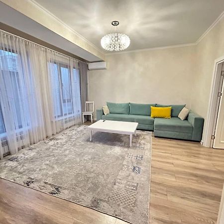 Apartamento Ecohouse Bishkek Exterior foto