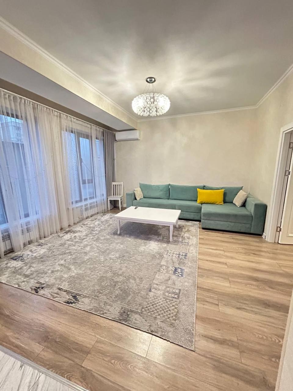 Apartamento Ecohouse Bishkek Exterior foto